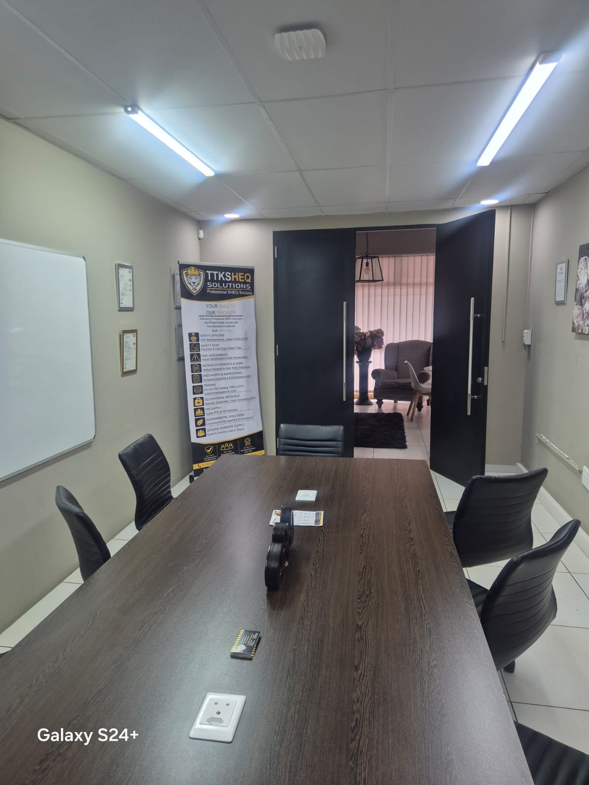 TTKSHEQ Solutions professional meeting and office environment